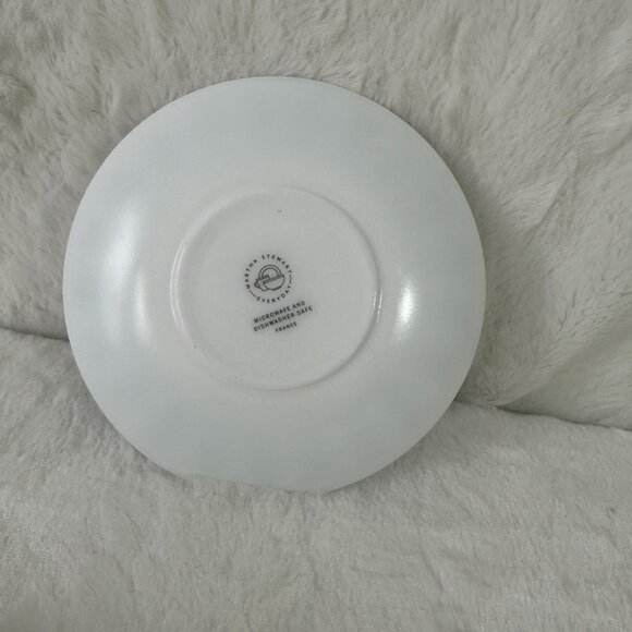 Martha Stewart Everyday Garden Trellis Blue & White Saucer Plate - Picture 5 of 7